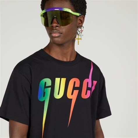 gucci t shirt blade print|More.